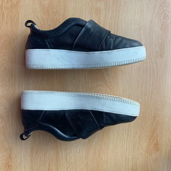 Linea Paolo Chunky Sneaker - Picture 2 of 6